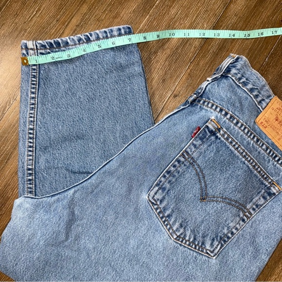 Vintage Levi's 512 Slim Taper Made In The USA Womens Lightwash Jeans Size 18 S - Picture 3 of 13